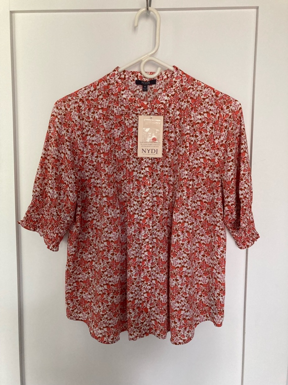 NYDJ short sleeve peasant blouse